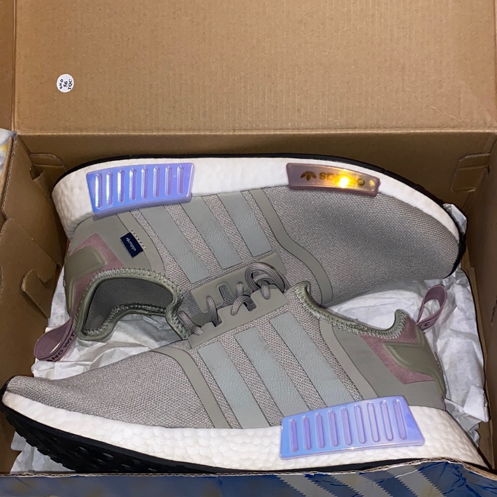 Nmd _r1 Women’s Size 10 - image 1